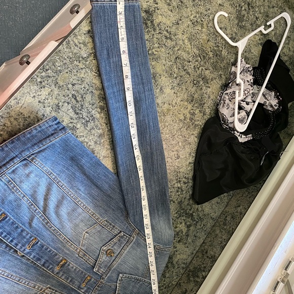 BP jean jacket in a size medium. - Picture 3 of 11
